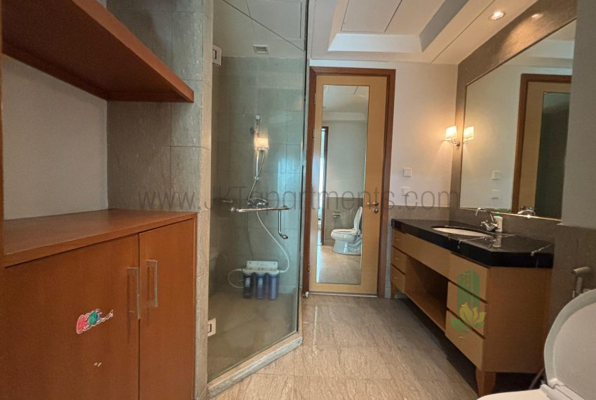 WhatsApp Image 2026-01-02 at 16.45.55 (2)