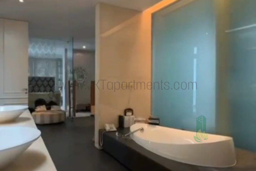 WhatsApp Image 2026-01-02 at 22.12.40