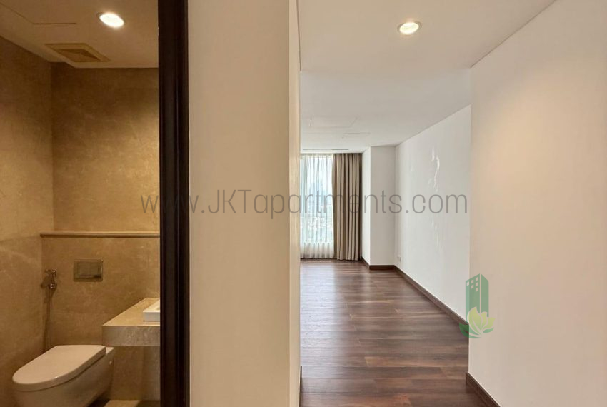 WhatsApp Image 2026-04-05 at 17.09.05 (4)