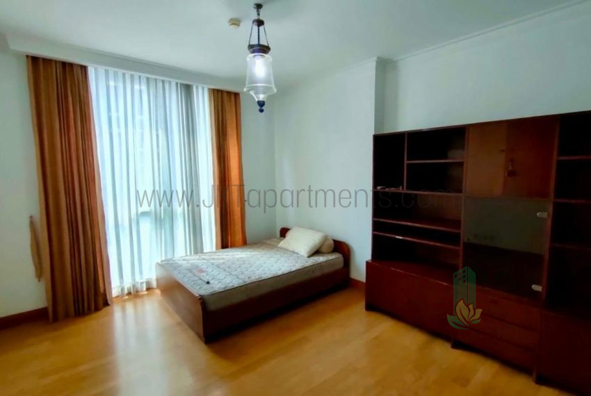 WhatsApp Image 2025-11-21 at 12.46.37 (2)