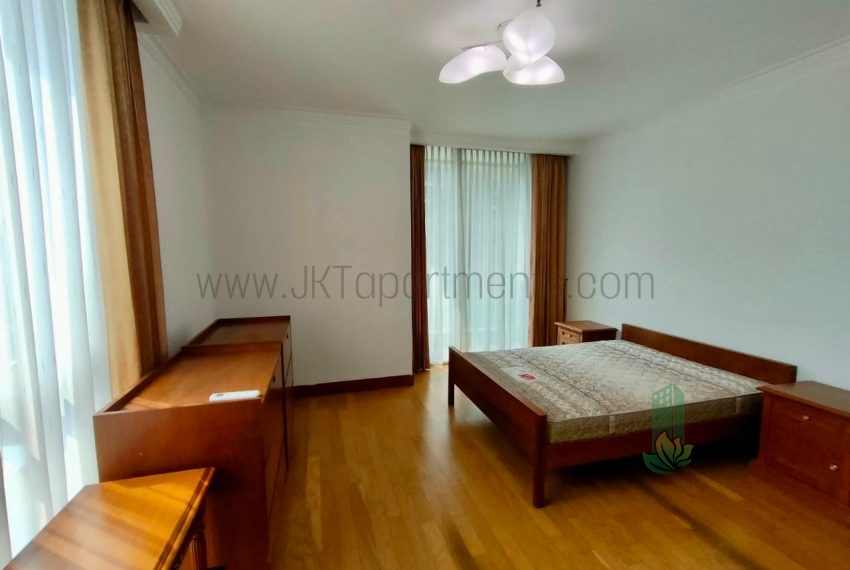 WhatsApp Image 2025-11-21 at 12.46.37