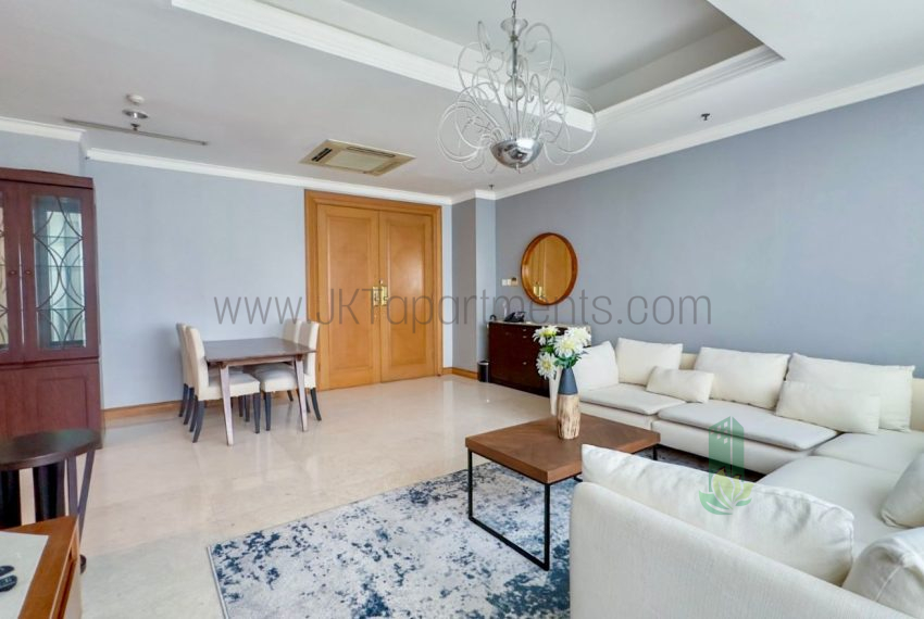 WhatsApp Image 2025-11-26 at 11.00.44