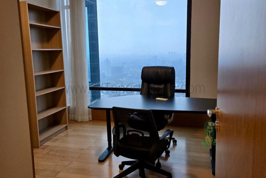 WhatsApp Image 2025-11-26 at 11.01.30 (1)