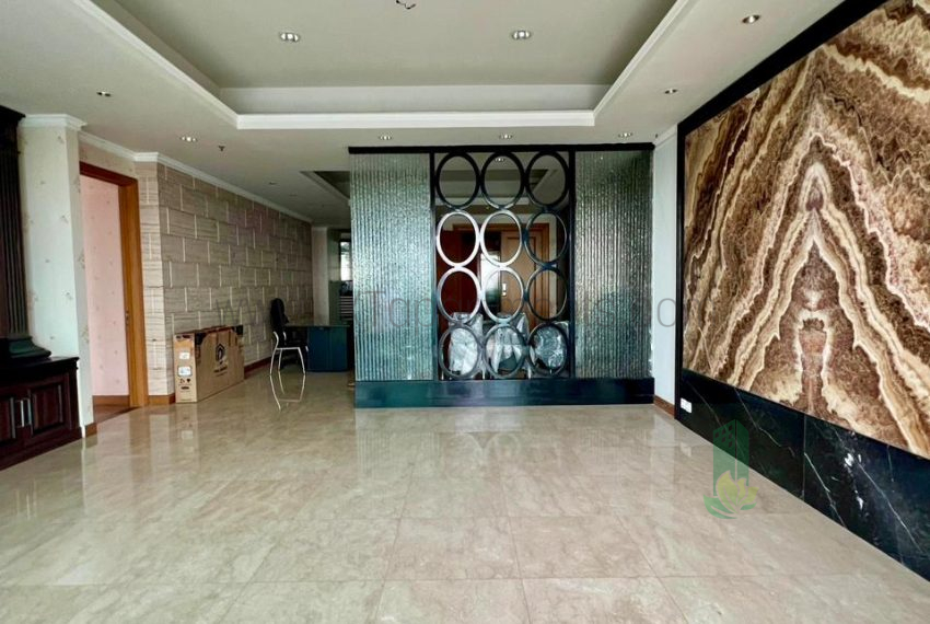 WhatsApp Image 2025-11-26 at 11.05.03 (1)