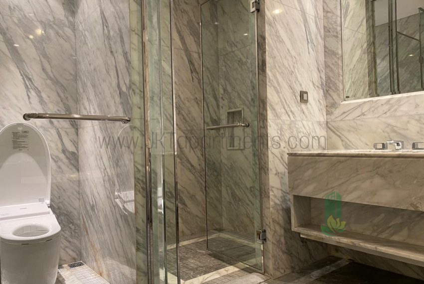 WhatsApp Image 2025-12-03 at 17.36.37 (3)