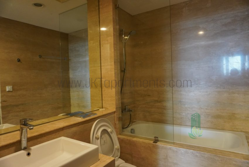 WhatsApp Image 2025-12-18 at 13.30.41