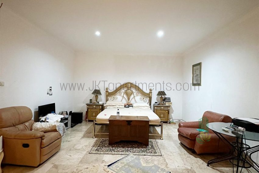 WhatsApp Image 2025-12-29 at 08.29.53 (1)