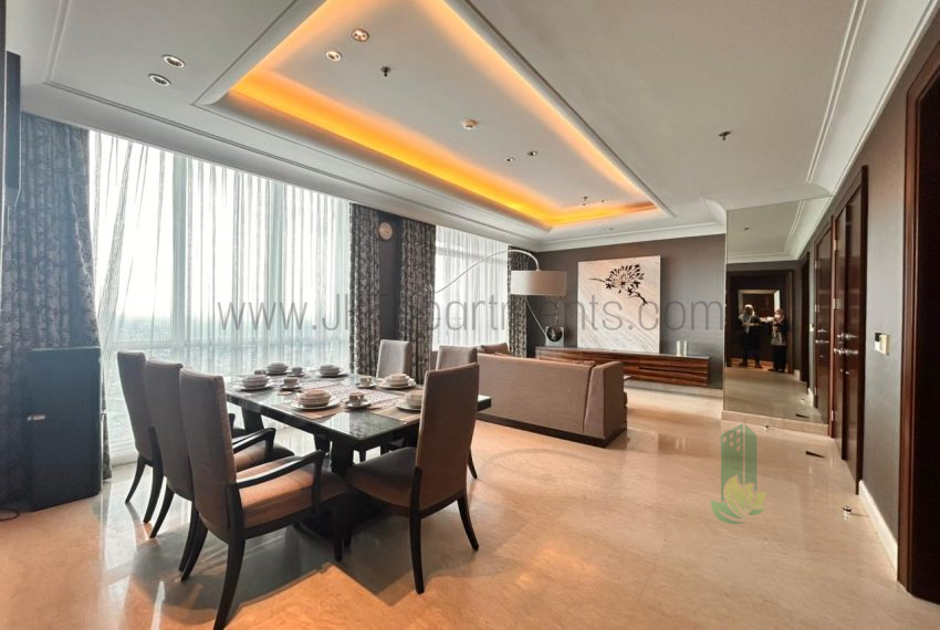 WhatsApp Image 2026-04-17 at 15.23.41 (1)