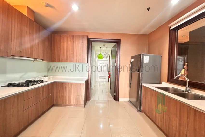 WhatsApp Image 2026-04-17 at 15.23.41