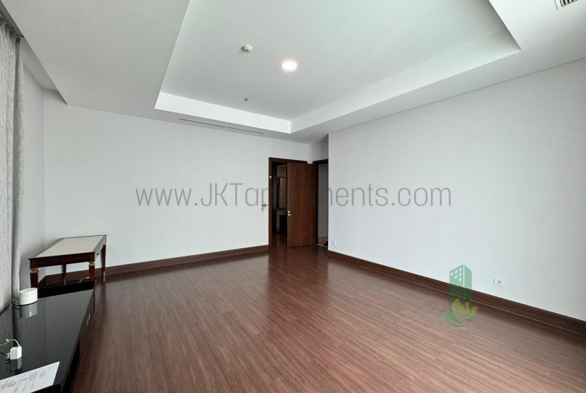 WhatsApp Image 2026-04-22 at 09.34.54 (2)