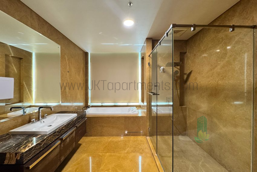 WhatsApp Image 2026-04-22 at 09.34.56 (2)